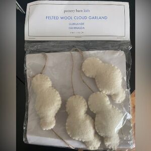 Pottery Barn Kids Cloud Garland EUC (no packaging)